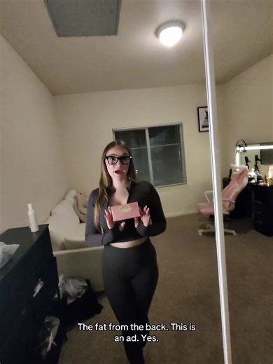 They only have one scent.. delicious, never self conscious about your smell again! 🤍