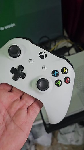 Cómo vincular control de Xbox One S a la consola Xbox One S