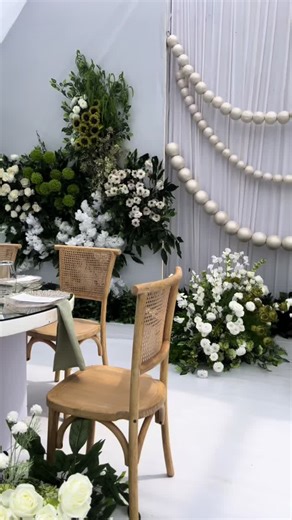 Unforgettable Floral Details for Event Decor
