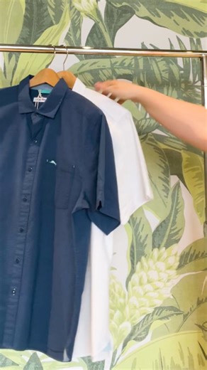 Get that classic seersucker look with a Tommy Bahama twist—breathability and a hint of stretch for island comfort in every color & print. cur.lt/pepxak9ny | Tommy Bahama