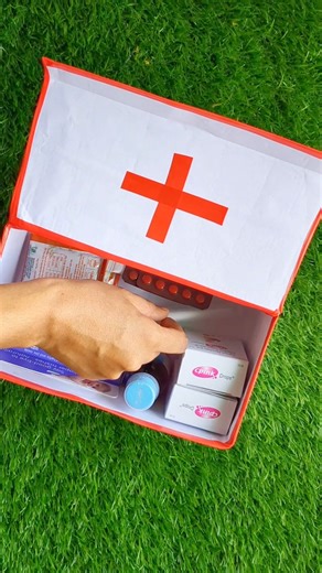 first aid box making