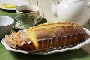 I Tried Ina Garten’s Super Simple Lemon Yogurt Cake and It Tastes Like Pure Sunshine