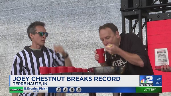 Joey Chestnut breaks popcorn eating record at Terre Haute Rural King