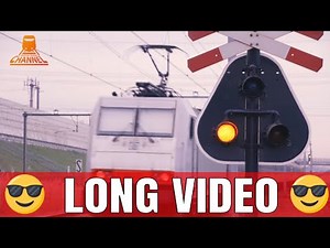 DUTCH RAILROAD CROSSING - LONG VIDEO - Zevenbergsche Hoek - AKI Spoorovergang