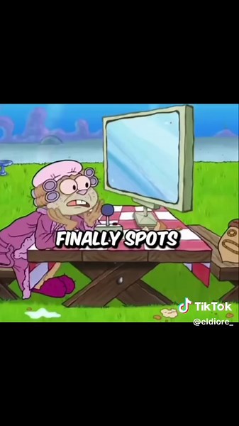 Sandy's Unique Helmet Design with Big Mango Inspiration