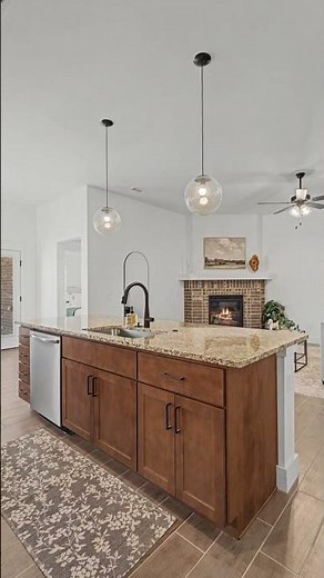 1415 E Riverton Rd, Nixa, MO | New Construction Home by Schuber Mitchell