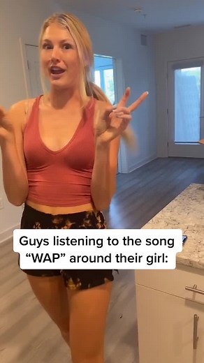 I told her to learn how to do the splits then 🤷🏼‍♂️😂 #NBAThundersticks #readySETgo #girlfriend #WAP #funny #fyp #foryou