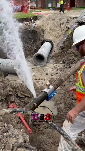 Main water pipe repair ( watch till end ) #reelsfb #reelsvideo #reels #waterpipe #water | Civil Engineering Book