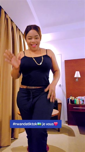 🚨 Je n'ai pas été empoisonné au #rwandatiktok🇷🇼 ce peuple m’aime trop! Bizengi ya CNC vous êtes aux abois #denisedusauchoy