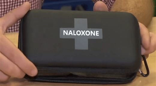 Naloxone kits to be required in ‘high risk’ Ontario businesses