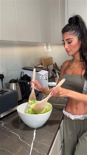 Average couples watch Netflix. Rich couples do this. #philipjohansen #motivation