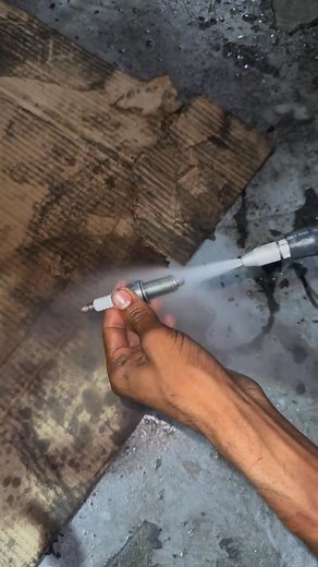 How to clean engine plug #auto #automotivetools #youtubeshorts #mechanic #tools4life #toolstoday | Rashid Auto Electrical | Facebook