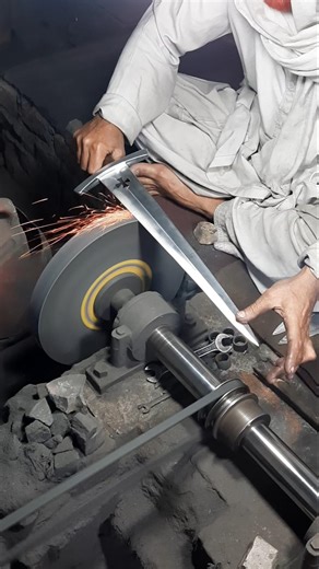 Knight templar sword Sharpening |Swordmaking | sword sharpness #handmade #sword #knighttemplarsword