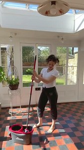 Do like Harriet and stop cleaning your floors the old-fashioned way -...