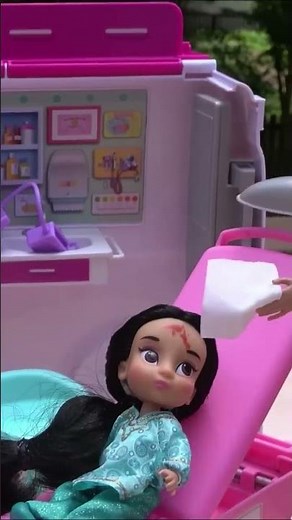 Barbie and Friends Bike Accident and Barbie Ambulance