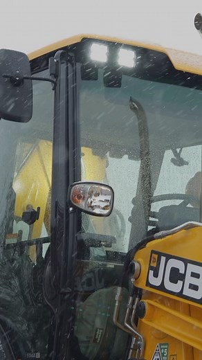 2.3K views · 57 reactions | The JCB 3CX Plus on a snowy morning ❄️ @operator_training #jcbbackhoe #jcb3cx #backhoeloader #excavators #heavyequipment #civilengineering #construction #digger #jcb #diggers #agriculture #tractors #building #dirt #excavatorlife #cpcs #operator #technology #youngoperator #nextgeneration #bigmachines #plantmachinery #engineering #earthmovers #machines #conorthediggerdriver | Ben The Operator | Facebook