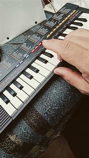 prácticas en teclado casio sa-1 100 sound tonebank #bajoelectronico #bajo