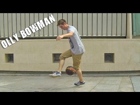 Blocking Combo (Tutorial) :: Freestyle Football / Soccer (feat. Olly Bowman)