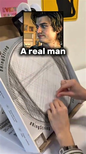 Mystery solved. 🧵 A real man, woven in string #RingString #StrangerThings