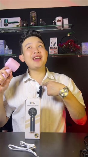 Quạt Mini Cầm Tay 100 Cấp Độ Gió Mở Bán