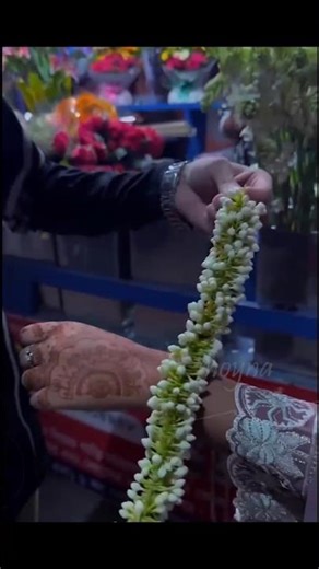 Tere liye mete jindegi badal dainge.. 💔💝 #love #flowers #couple #relationship #hindisong