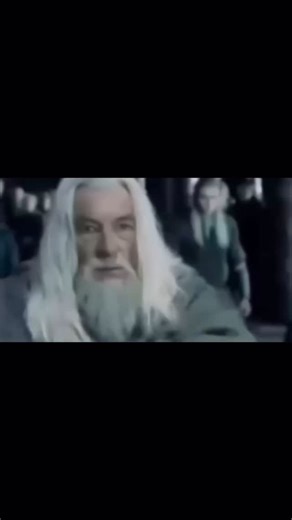 Frodo Baggins | Hahahahahahaha owwwwwww 😂 Follow for more Lotr memes ❤️💁🏻‍♂️ | Instagram