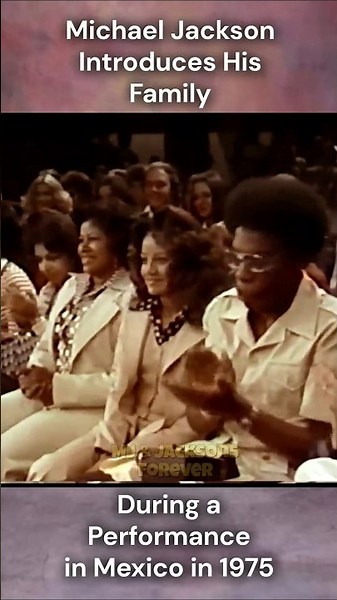 Michael Jackson Introduces His Family During a Performance in Mexico in 1975