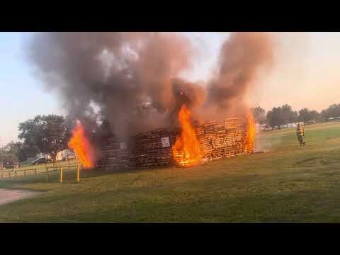 School barn fire (the vids I took)