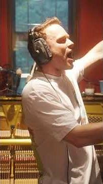 Lil cheeky BTS of Christmas Starts Tonight 🎄🎅 Hope you lot are loving it - 20 days till Christmas ‼️