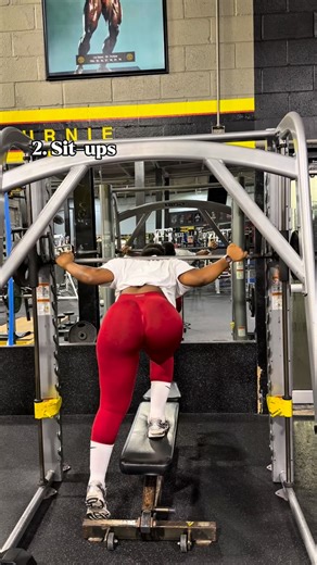 Bebe Kelly on Instagram: "Every curve you see came from showing up on days I didn’t feel like it, pushing through the burn, and choosing growth over comfort. Glutes don’t grow overnight—they’re earned with heavy lifts, consistency, patience, and a whole lot of mind-muscle connection. This is for the days my legs were shaking, my glutes were on fire, and quitting sounded easier than one more rep. I stayed. I lifted. I grew. Reminder: progress isn’t always visible day to day, but discipline always