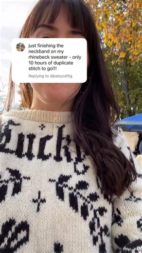 tamara 💫 knitting patterns & inspo on Instagram: "that’s ok if there’s one place you can wear stitch markers like a charm bracelet it’s rhinebeck 🥲 #knitter #knitting #handknitting"