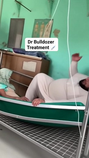 Dr Bulldozer shah treatment in clinic 💊💉 .. . . . #doctor #doctortreatment #clinic | Z Baloch