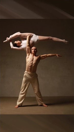 🇺🇦 Model poses for photoshoot📸 5 Acrobatics.