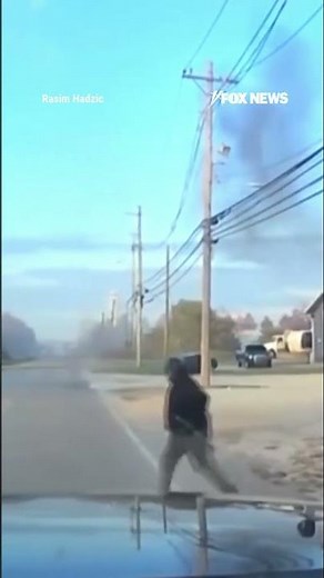 TERRIFYING: Dashcam captures deadly UPS plane crash in Kentucky #shorts #us #UPS #crash #plane #news