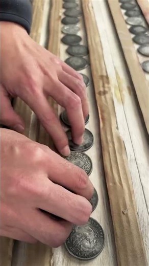 Coin minting machine in action! 🪙 #CoinFactory #MintingMachine #MetalProcessing