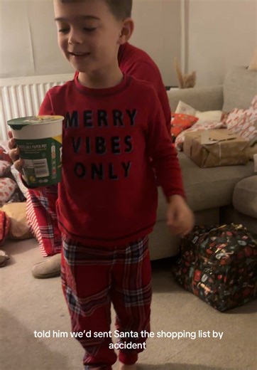 a Christmas prank for the biggest prankster 😂 still so grateful 🥹🎄🎅 #christmasprank