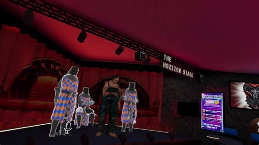 @YshimotoFreebox Incorrect, full grown man. Fat neckbeard with a amazing singing voice and always a great guy. They were not the problem the group moderators were.Don't tell the story like that when its not what happened. Ask me and id love to share but don't misinform ppl pls.