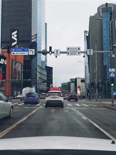 Driving Music Mix for Enjoyable Road Trips