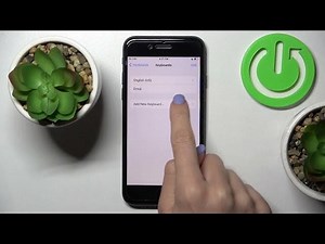 How to Change Keyboard Dictionary on iPhone SE 2022 - Set Up K...