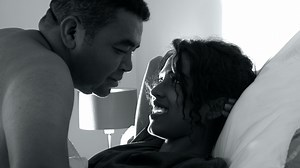 MANANTENA by SAMOELA (Official Clip Video / Album Audio: MAHA-DOMELINA - 2013 / Clip Vidéo: Be Mozik - 2019) Lien YouTube: https://youtu.be/ATPbwqETOXo Ecoutez & téléchargez « Maha-domelina » de Samoela sur toutes les plateformes légal. APPLE MUSIC: https://music.apple.com/us/album/maha-domelina/1375980183?app=itunes&ign-mpt=uo=4 SPOTIFY: https://open.spotify.com/album/6JC8E2CFXoKEUvXgq5B5Bm DEEZER: https://www.deezer.com/album/62108622 AMAZON MUSIC: http://www.amazon.com/gp/product/B07CMCPLNY G