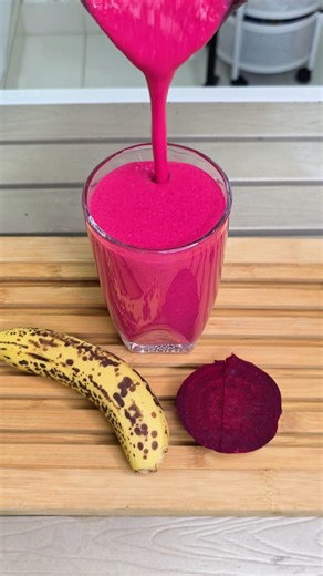 Mix banana with beetroot