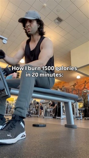 How I burn 1500 calories in 20 mins #gym #funny #shorts