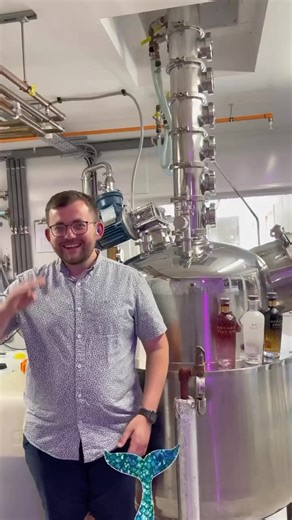 Today’s new Sign in British Sign Language is? Today’s sign is #Mermaid ! Join me everyday for new signs in British Sign Language! #deaf #bsl #signlanguage #mermaidgindistillery #mermaidgin #spicedrum #pinkgin #vodka #wightsalt #🧜‍♀️ @mermaidgin @wightsalt Note: I’m from the South UK so some signs are regional! | The Deaf Chef