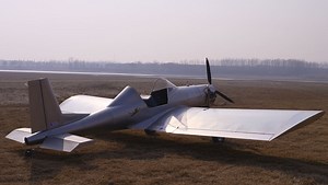 国内第一架首飞成功的 Hummel UC 超轻型飞机 Approach and Landing 高清重制版