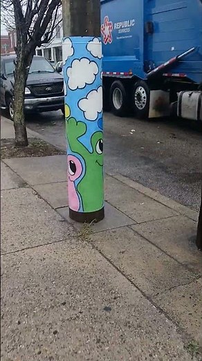 A Republic Service Mack MRU Heil front loader trash truck