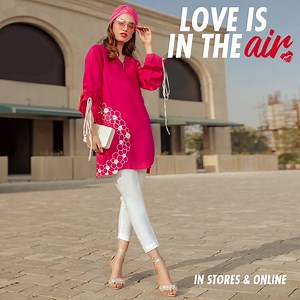 When love is in the air, dress like you're ready for it 💋 Our Valentine's Day Collection has the perfect outfits for the season of love. Shop them now at bit.ly/2ETEEP3 🌹 | BTW