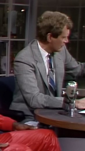 Here’s Michael Jordan debuting his new shoe on Late Night with David Letterman 🏀 What did you think of AIR? #MichaelJordan #Jordans #DavidLetterman #AIR #Jordan