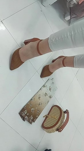 Vidéos de La Reine Du Shopping (@la_reine_du_shopping) avec Slow Motion (Fast Beat) - TikTok clip - AMARIA BB
