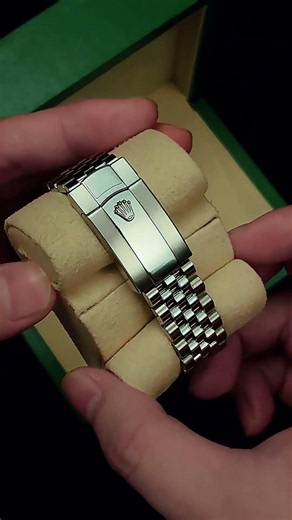 Unboxing the Iconic Rolex Datejust Grey Dial 41mm – Timeless Luxury You’ll Wear Forever