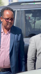 Wasiirkii ugu hadal-haynta badnaa oo saaka xilka la wareegay. | Weriye Axmed-seeko